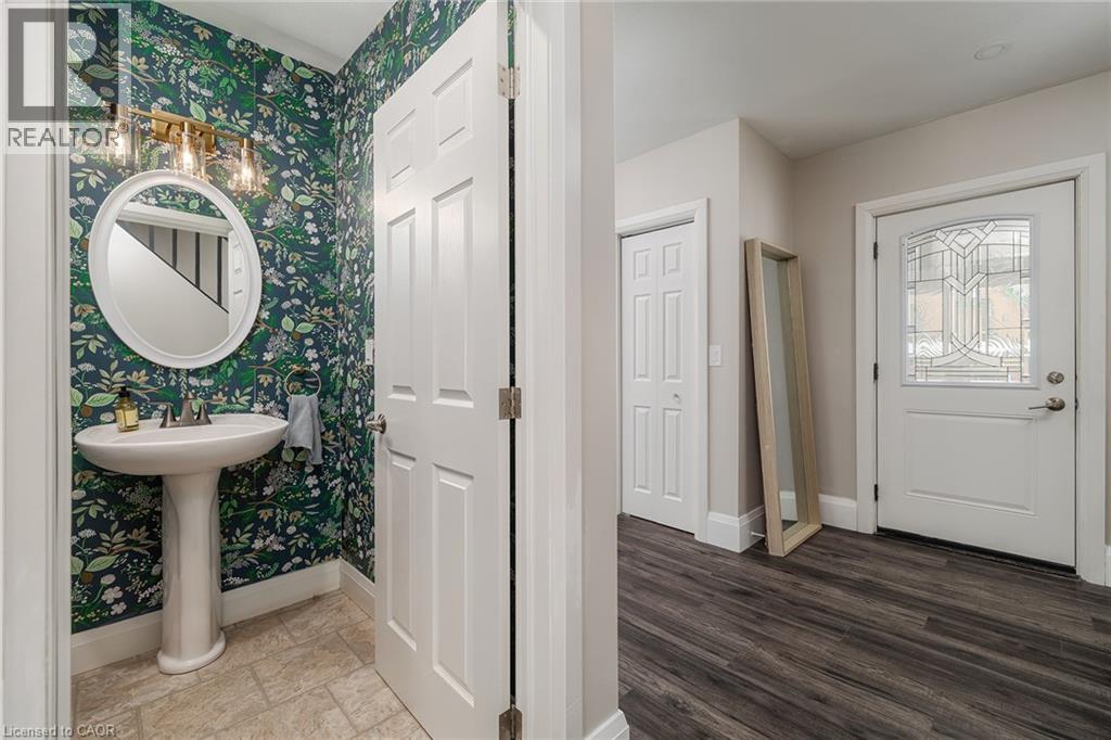 591 11th Avenue, Hanover, Ontario  N4N 2S5 - Photo 13 - 40811234