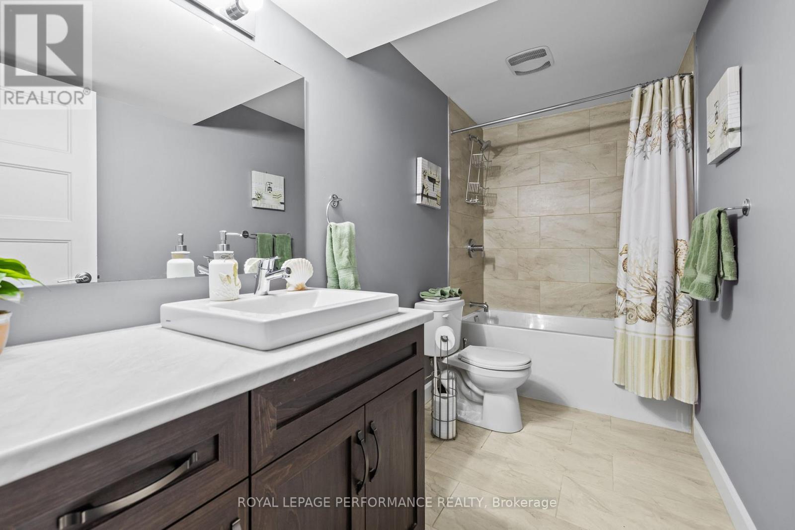 336 Moisson Street, Russell, Ontario  K0A 1W0 - Photo 23 - X12797392