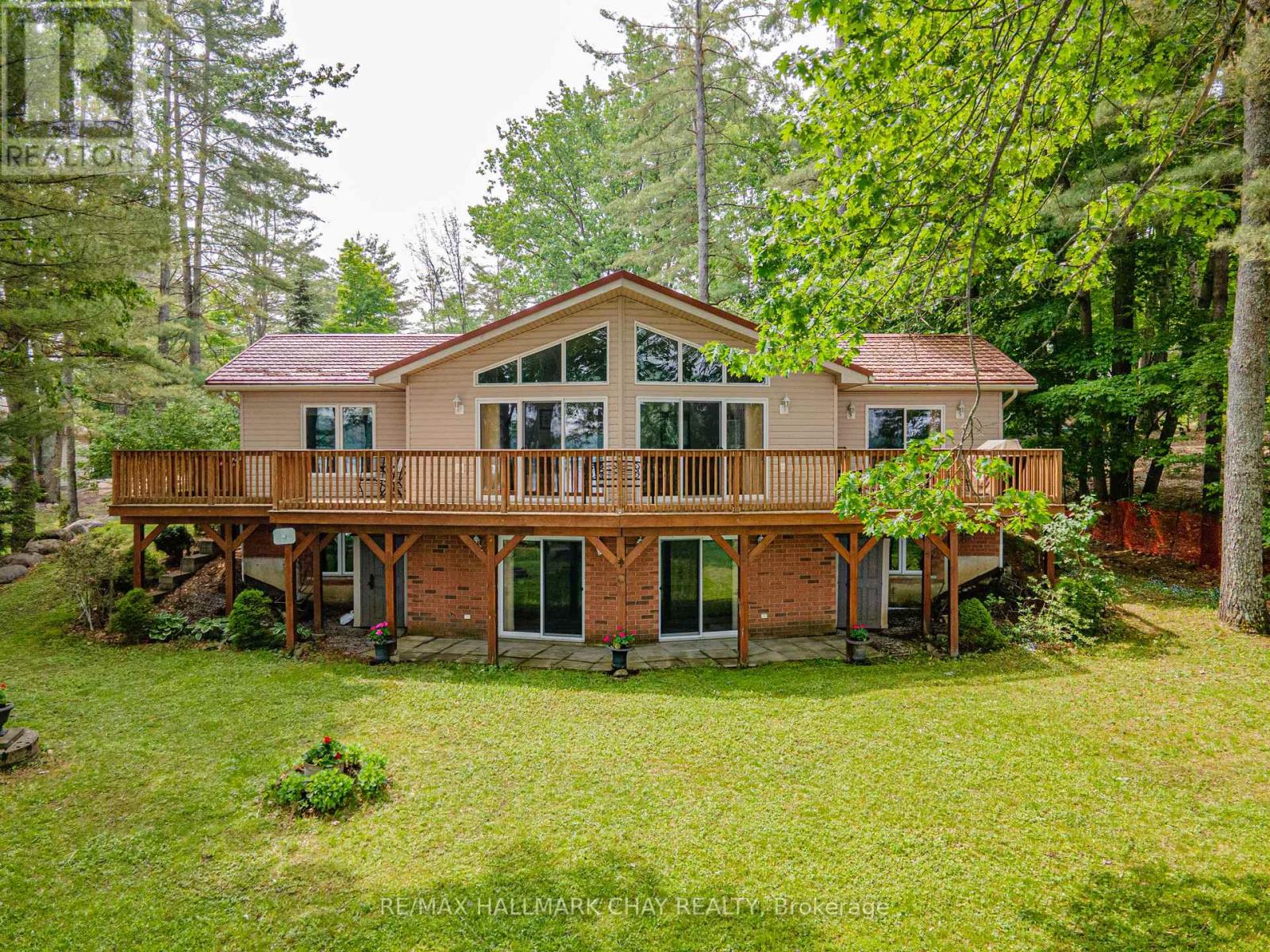 1832 Kilworthy Road, Gravenhurst, Ontario  P0E 1G0 - Photo 14 - X12902300