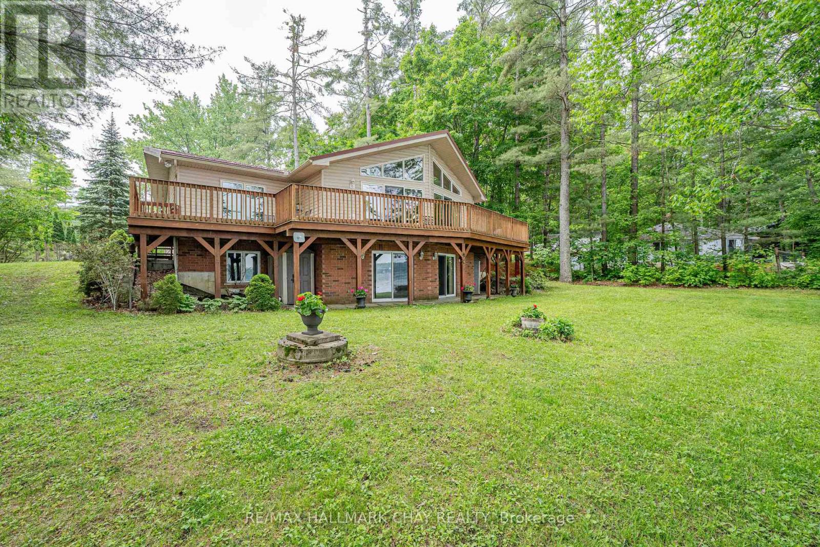 1832 Kilworthy Road, Gravenhurst, Ontario  P0E 1G0 - Photo 15 - X12902300