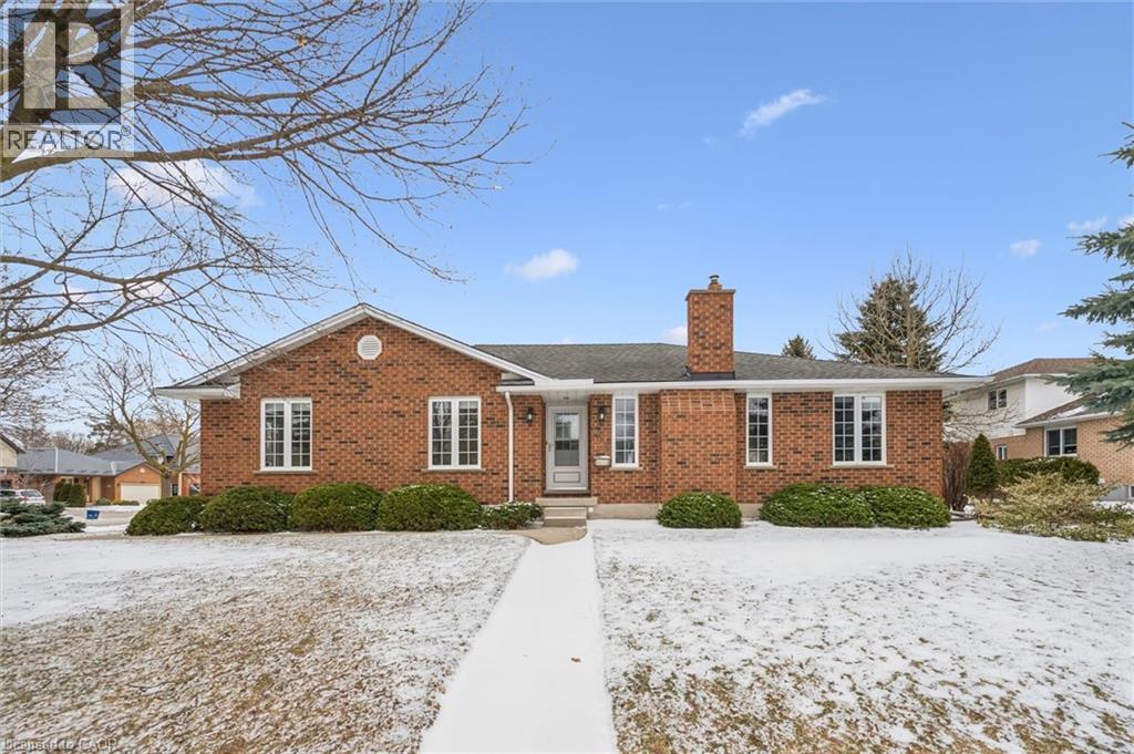 556 STANWOOD Crescent, waterloo, Ontario