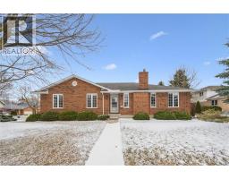 556 STANWOOD Crescent, Waterloo, Ontario