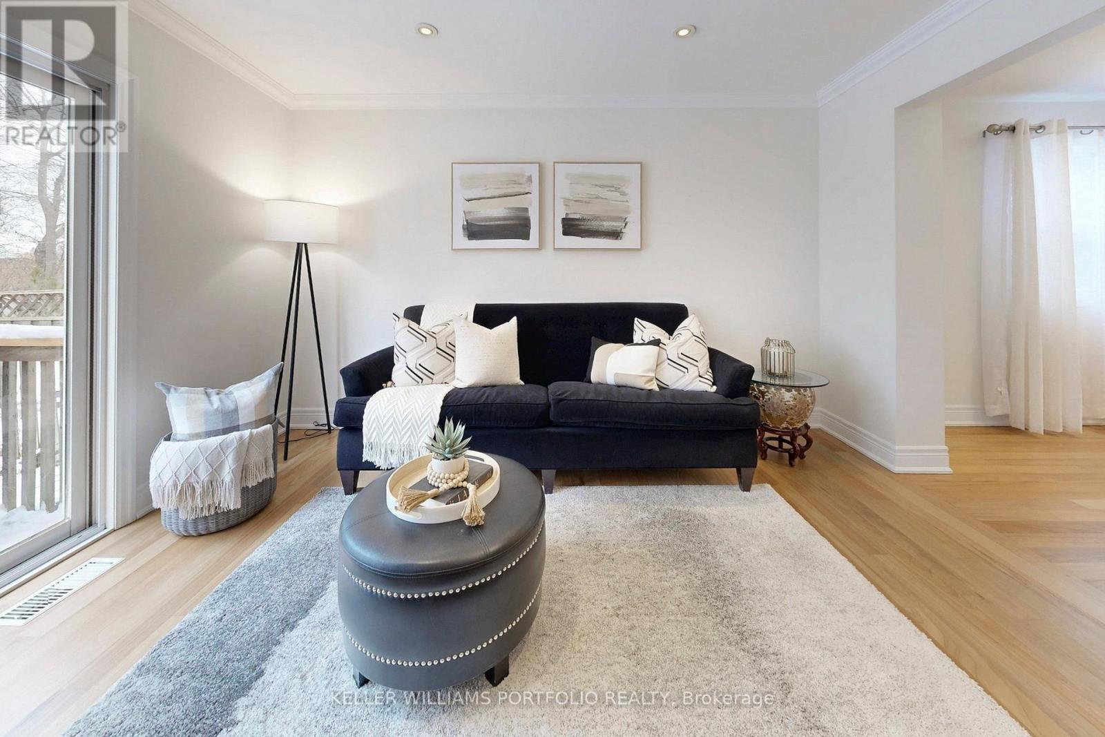 49 Dolphin Drive, Toronto, Ontario  M1L 1N5 - Photo 14 - E12899506