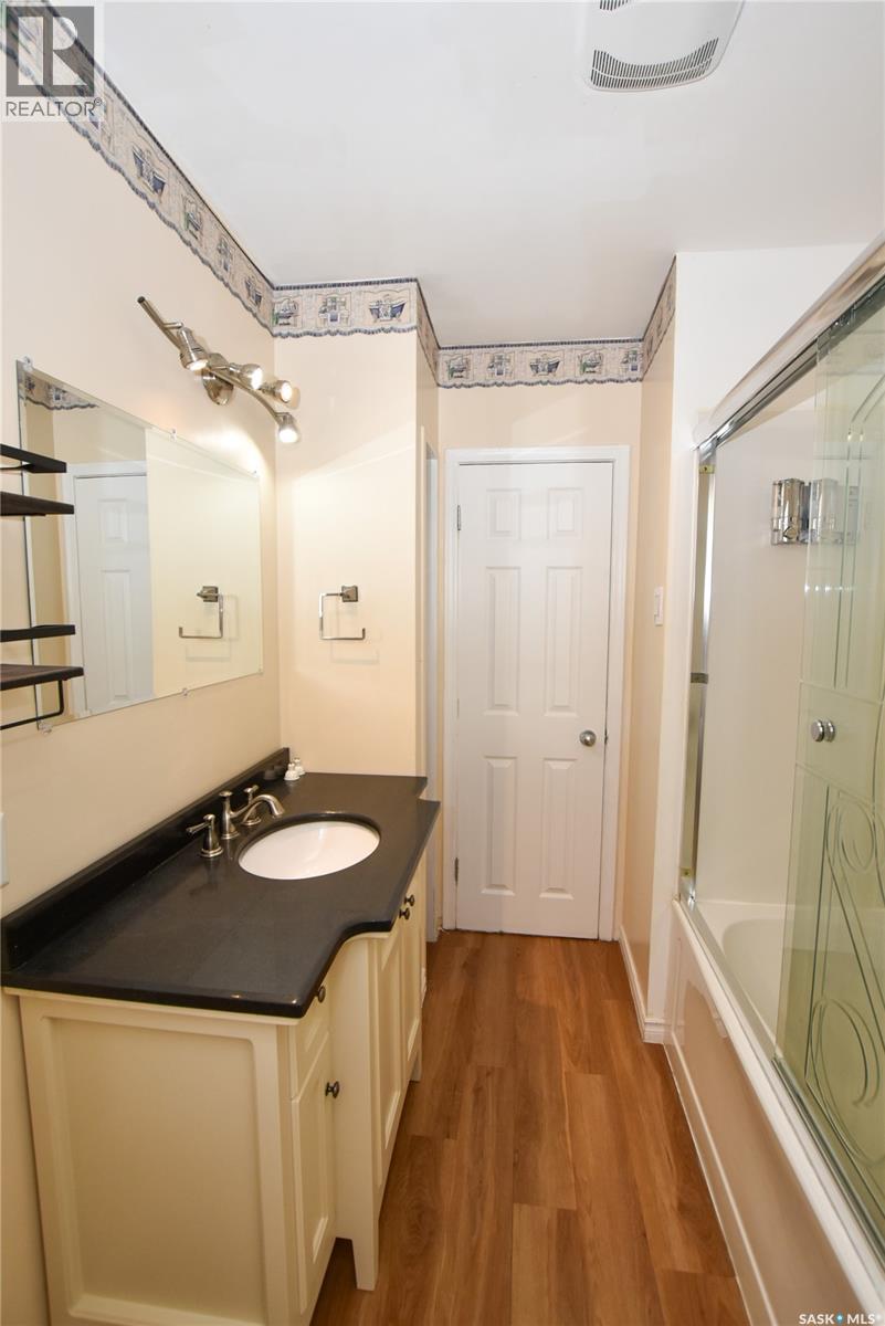 25 Mclellan Avenue, Saskatoon, Saskatchewan  S7H 3K7 - Photo 18 - SK030916