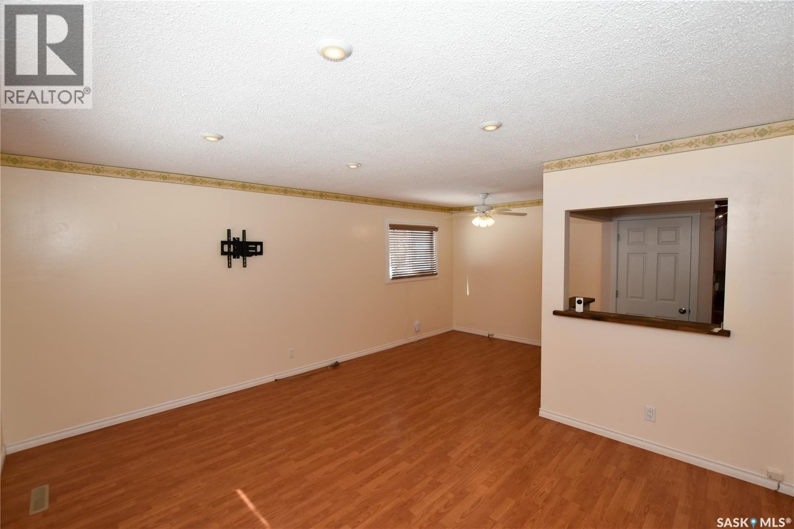 25 Mclellan Avenue, Saskatoon, Saskatchewan  S7H 3K7 - Photo 7 - SK030916