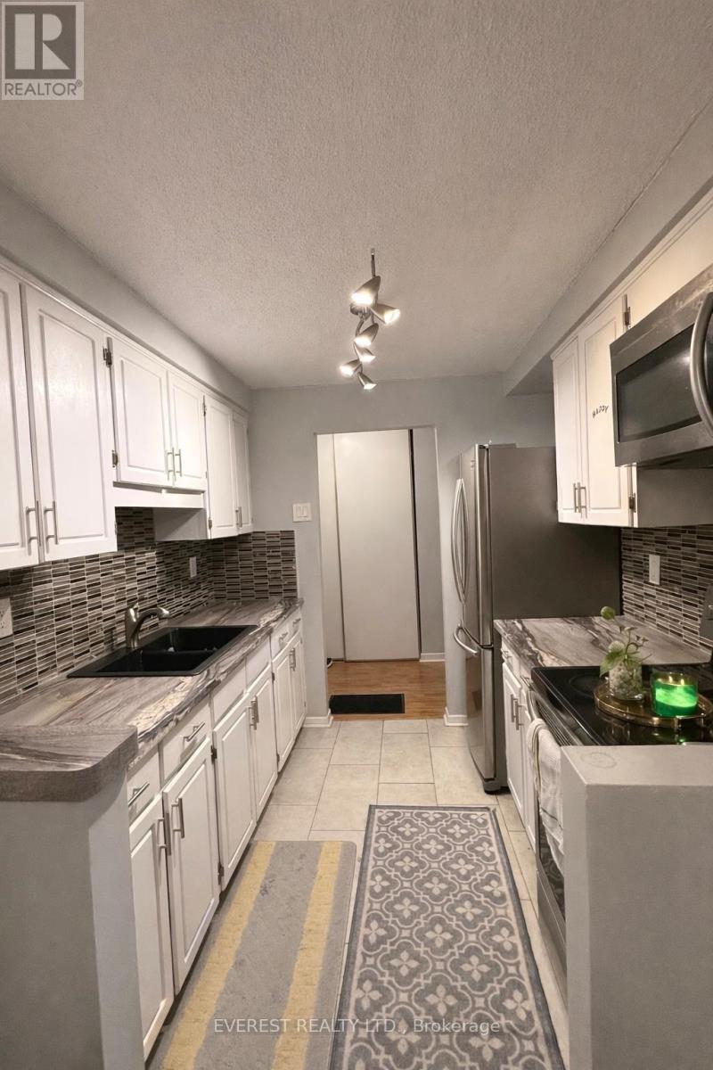 408 - 276 Oakdale Avenue, St. Catharines, Ontario L2P 3S5 - Photo 4 - X12886708