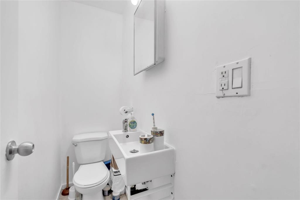 598 Young Street, Winnipeg, Manitoba  R3B 2S9 - Photo 14 - 202605035