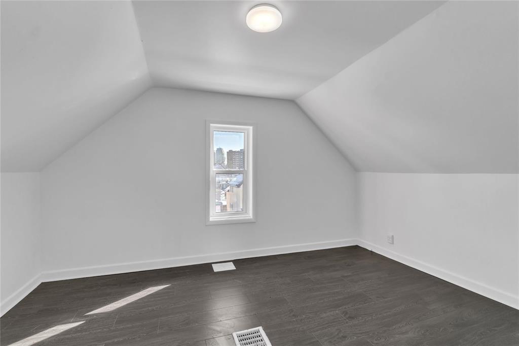 598 Young Street, Winnipeg, Manitoba  R3B 2S9 - Photo 25 - 202605035