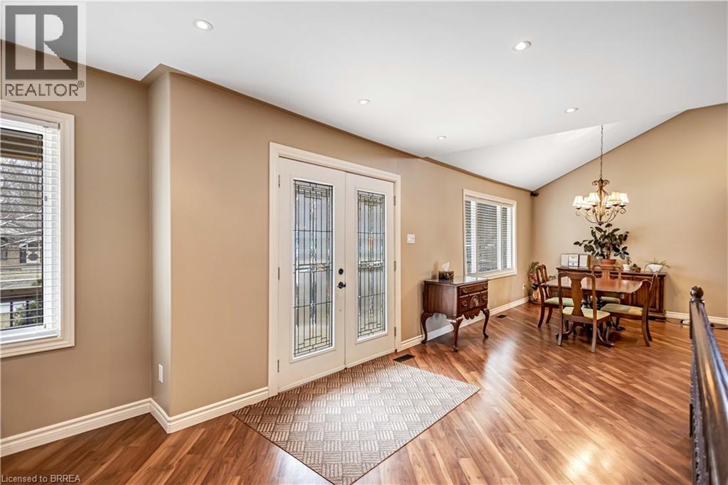 49 Locks Road, Brantford, Ontario  N3S 6Z1 - Photo 6 - 40811783