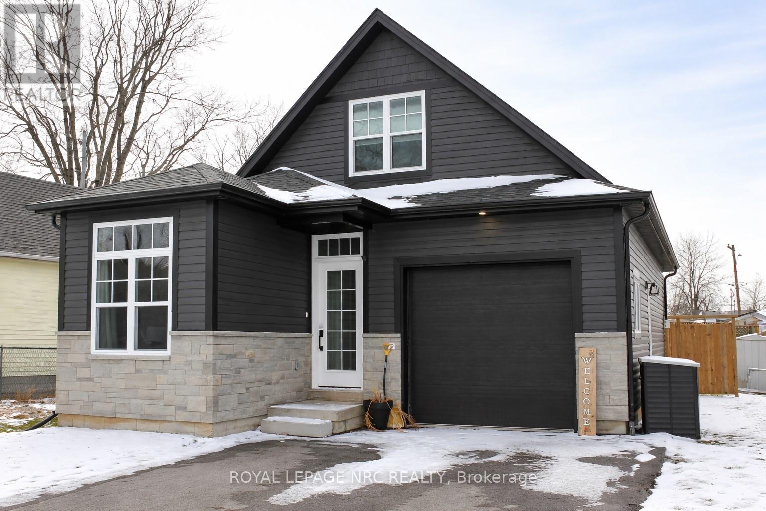 19 CAMBRIDGE ROAD E, fort erie (crystal beach), Ontario