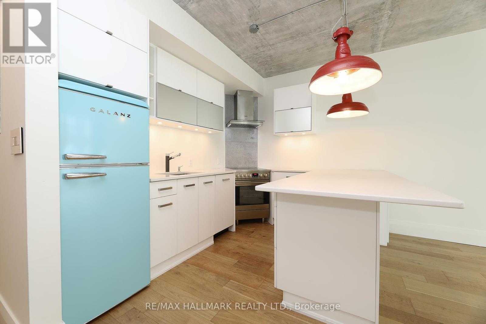 402 - 301 Markham Street, Toronto, Ontario  M6J 3X2 - Photo 11 - C12898348