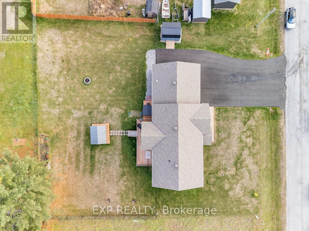 20 Riverdale Street, Whitewater Region, Ontario  K0J 2L0 - Photo 7 - X12902334