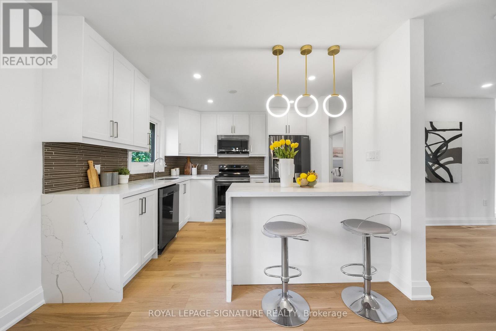 Main - 247 Kathryn Crescent, Newmarket (Central Newmarket), Ontario  L3Y 1L9 - Photo 14 - N12902308