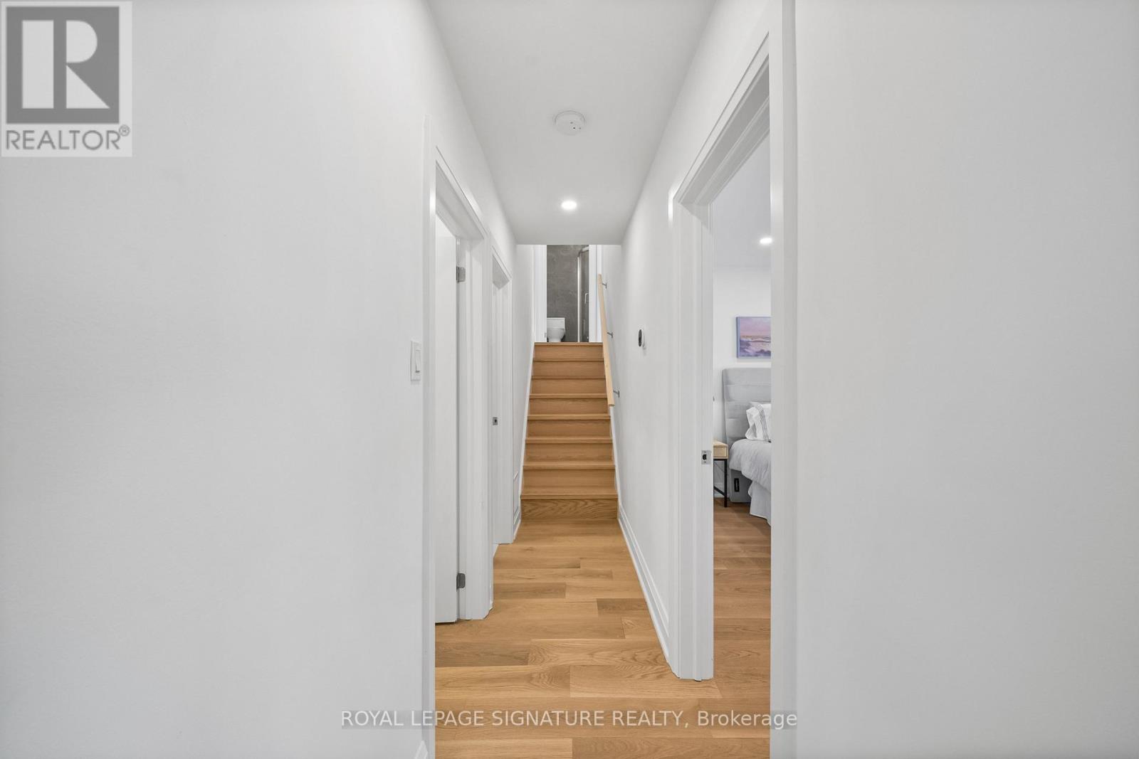 Main - 247 Kathryn Crescent, Newmarket (Central Newmarket), Ontario  L3Y 1L9 - Photo 15 - N12902308