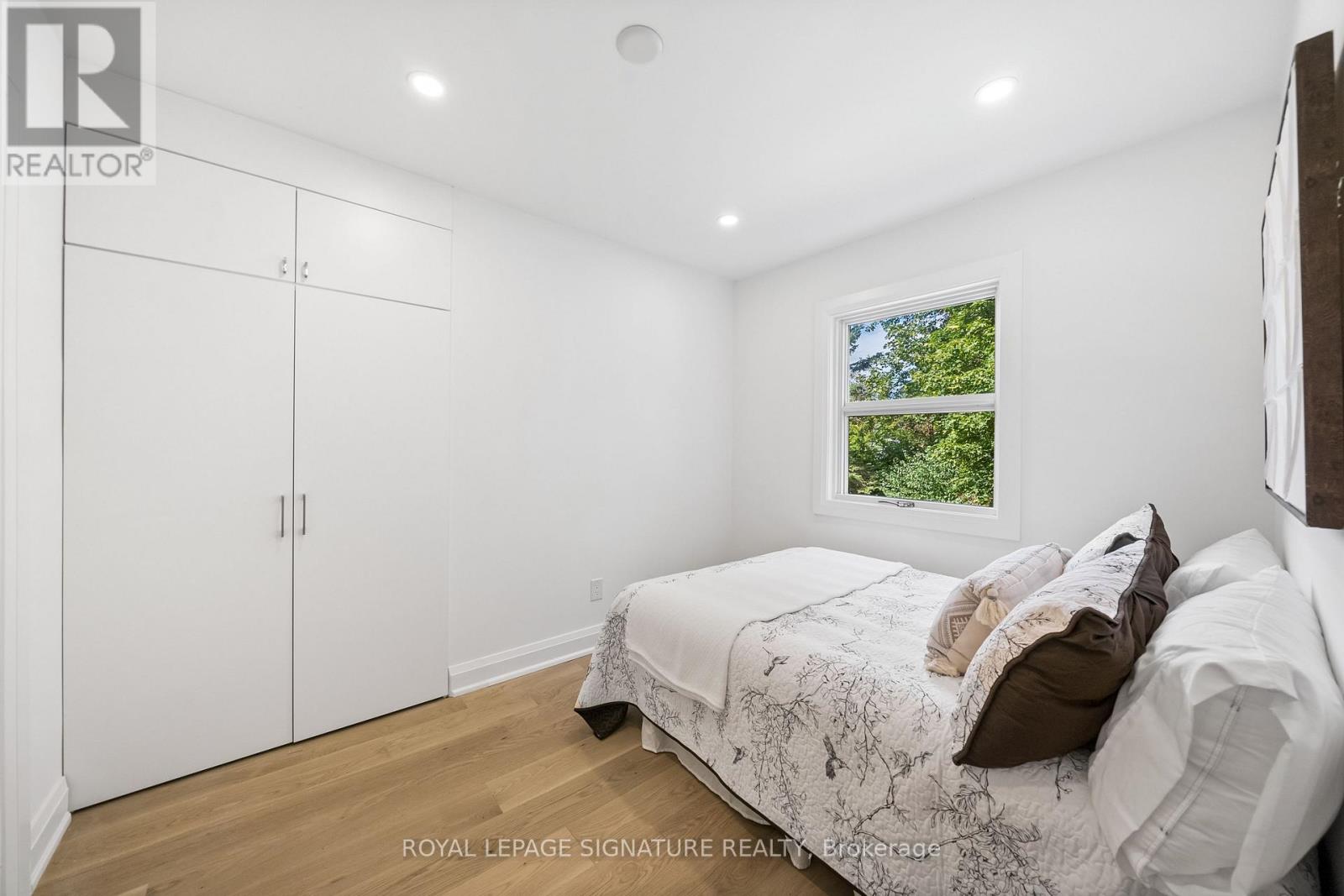 Main - 247 Kathryn Crescent, Newmarket (Central Newmarket), Ontario  L3Y 1L9 - Photo 24 - N12902308