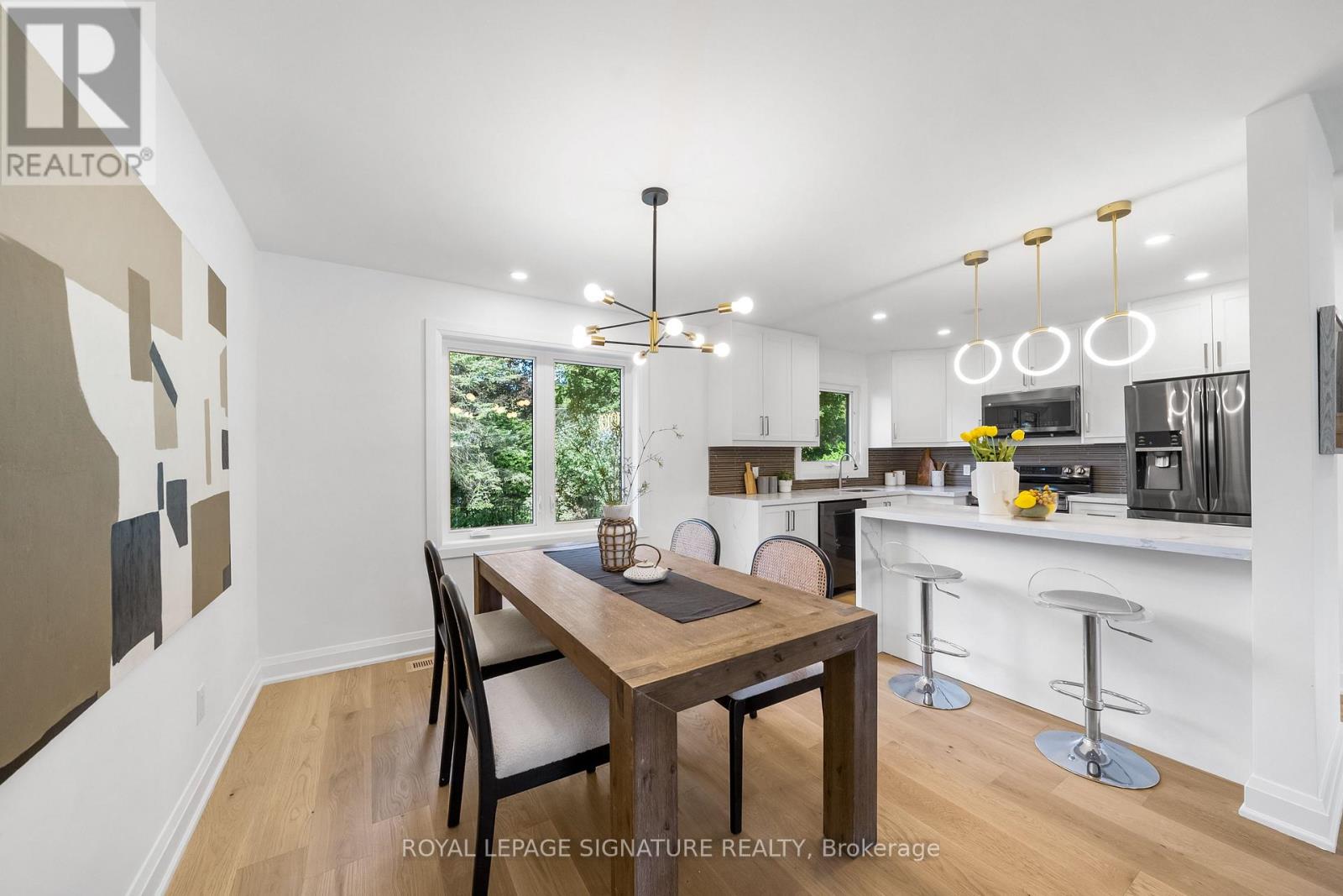 Main - 247 Kathryn Crescent, Newmarket (Central Newmarket), Ontario  L3Y 1L9 - Photo 9 - N12902308