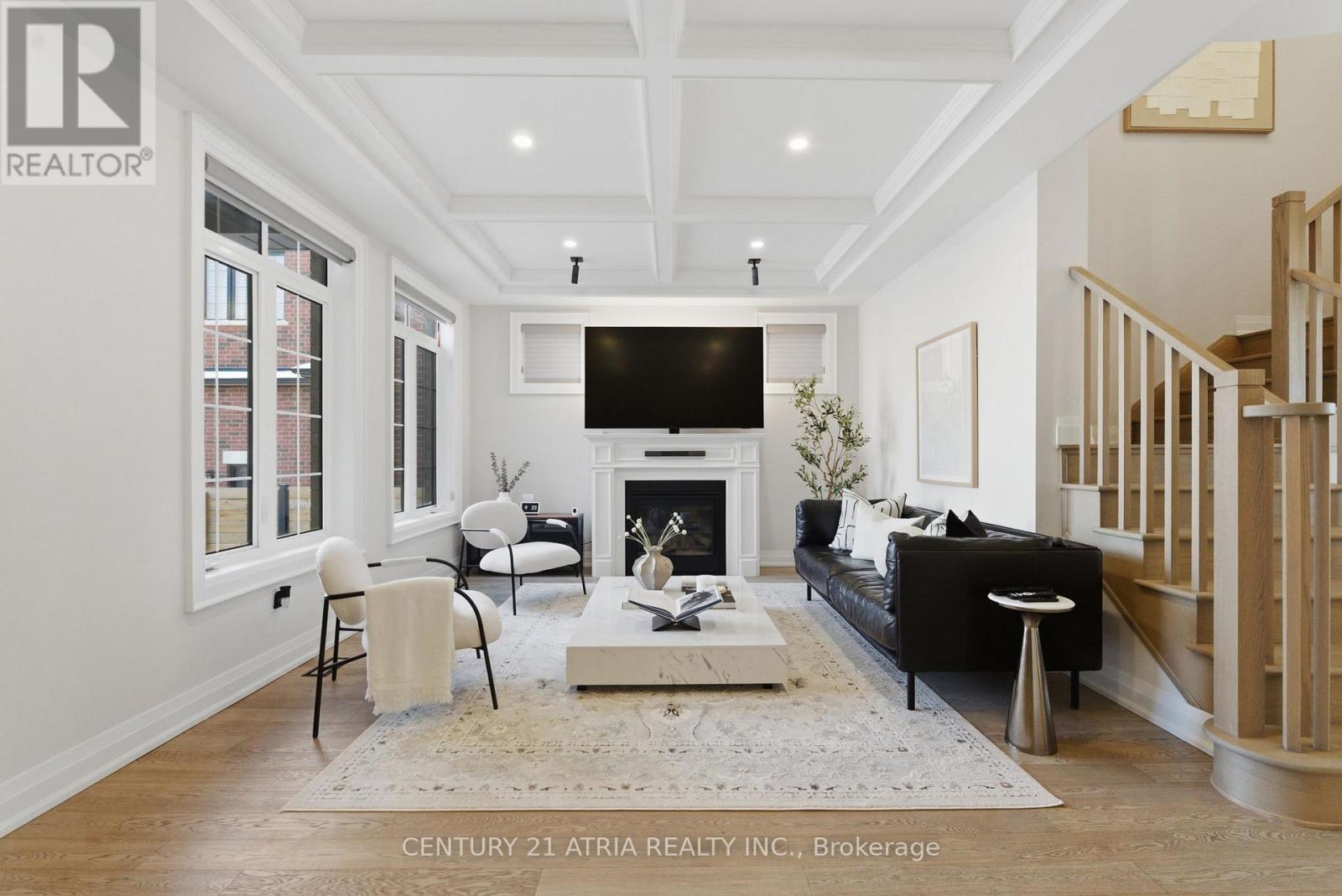 5160 16th Avenue, Markham (Berczy), Ontario  L6C 2H1 - Photo 2 - N12902322