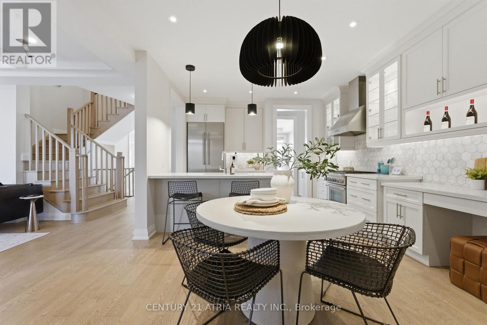 5160 16th Avenue, Markham (Berczy), Ontario  L6C 2H1 - Photo 4 - N12902322