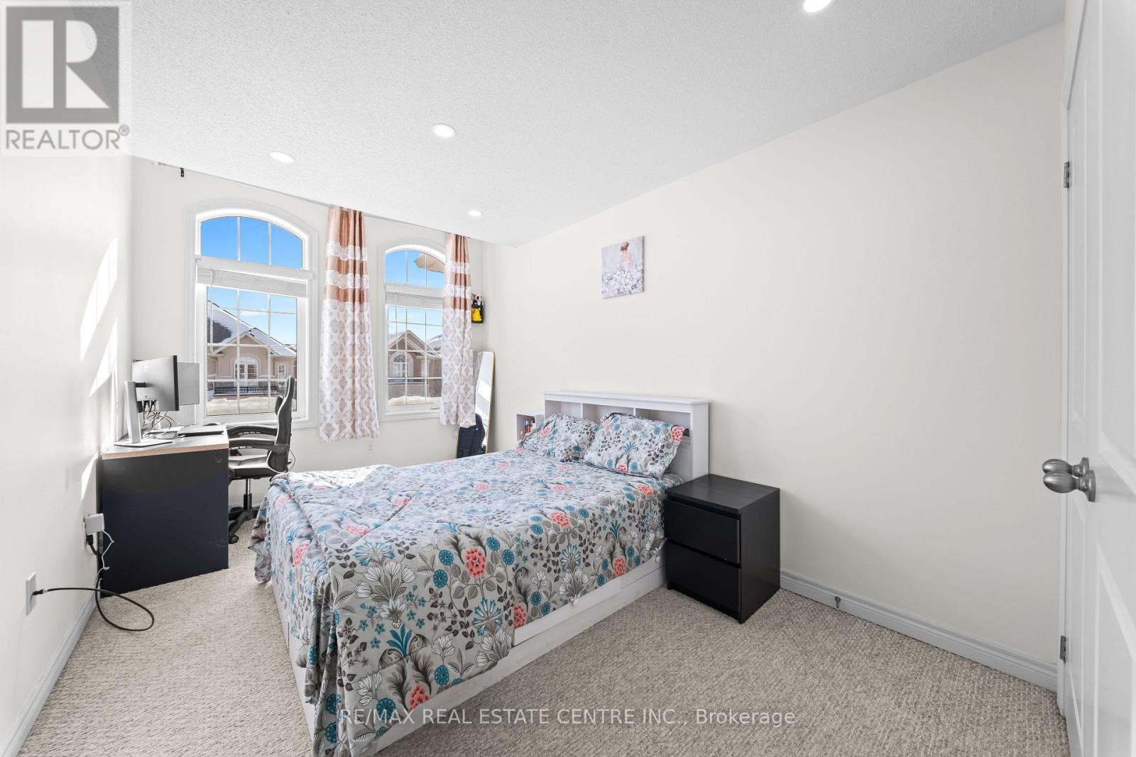 74 Ivor Crescent, Brampton, Ontario  L7A 4L7 - Photo 12 - W12902330