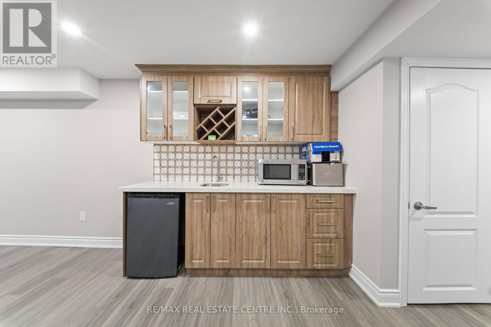 74 Ivor Crescent, Brampton, Ontario  L7A 4L7 - Photo 21 - W12902330