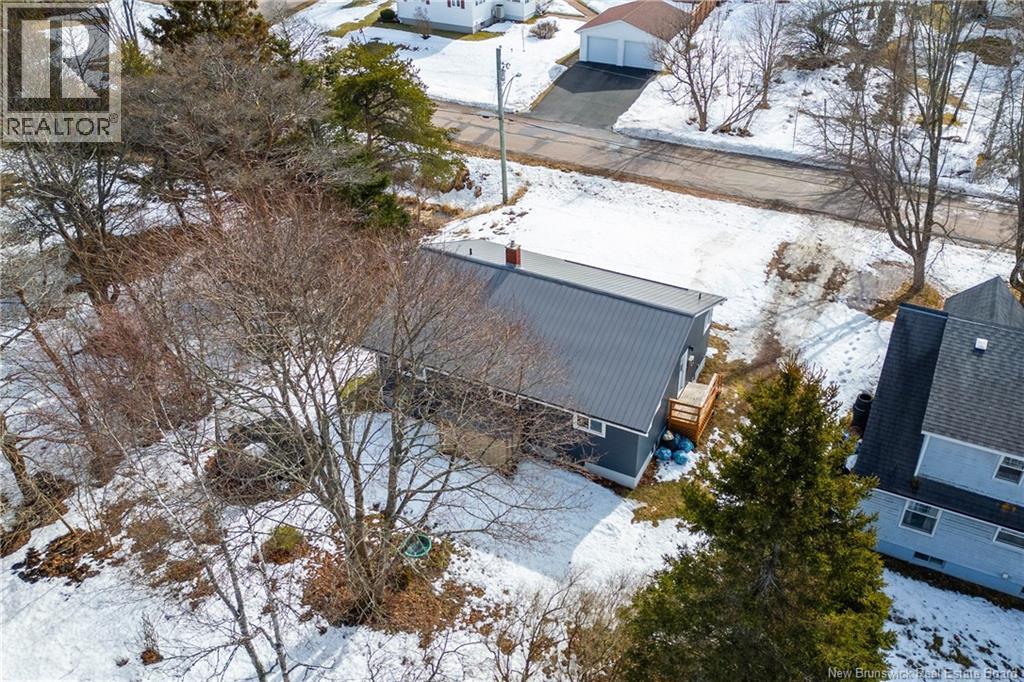 4 Bickerton, Sackville, New Brunswick  E4L 3M7 - Photo 5 - NB134848