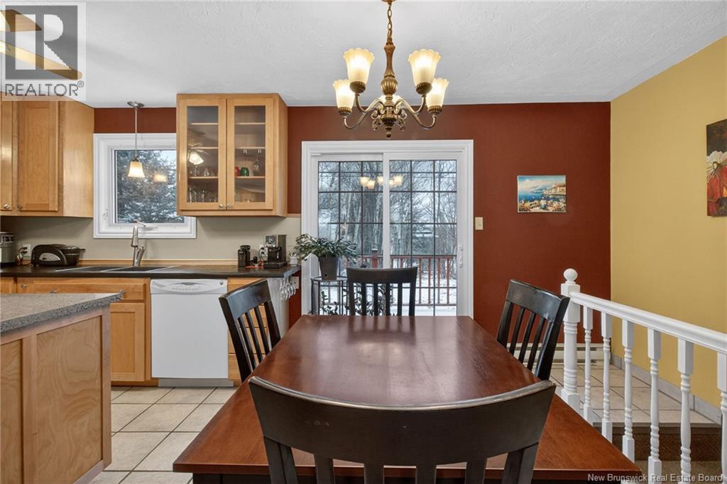 64 Dawn Crescent, Moncton, New Brunswick  E1G 1K3 - Photo 9 - NB135188