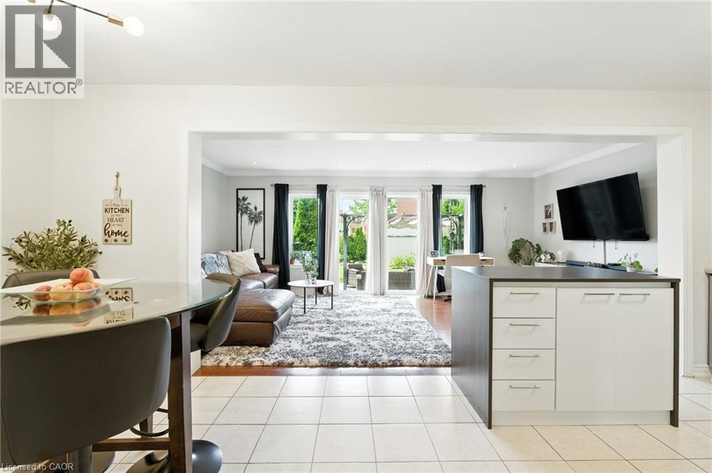 247 Fall Fair Way, Binbrook, Ontario  L0R 1C0 - Photo 5 - 40797654