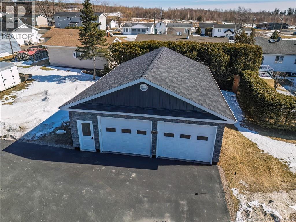 263 Rue St-Jean, Saint-Léonard, New Brunswick  E7E 2C4 - Photo 2 - NB135410