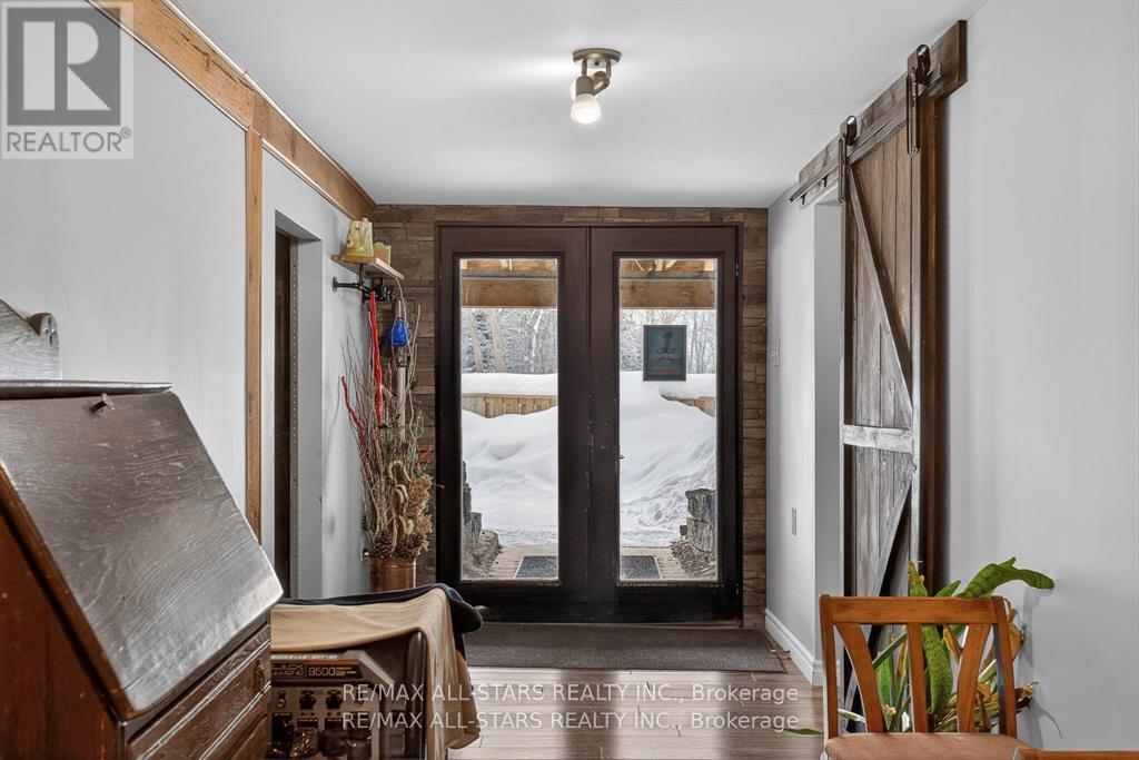 28 Pine Ridge Road, Kawartha Lakes, Ontario  K0M 2L0 - Photo 24 - X12902372