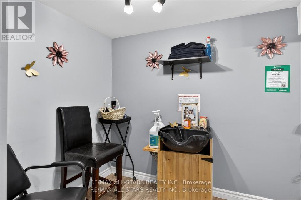 28 Pine Ridge Road, Kawartha Lakes, Ontario  K0M 2L0 - Photo 25 - X12902372