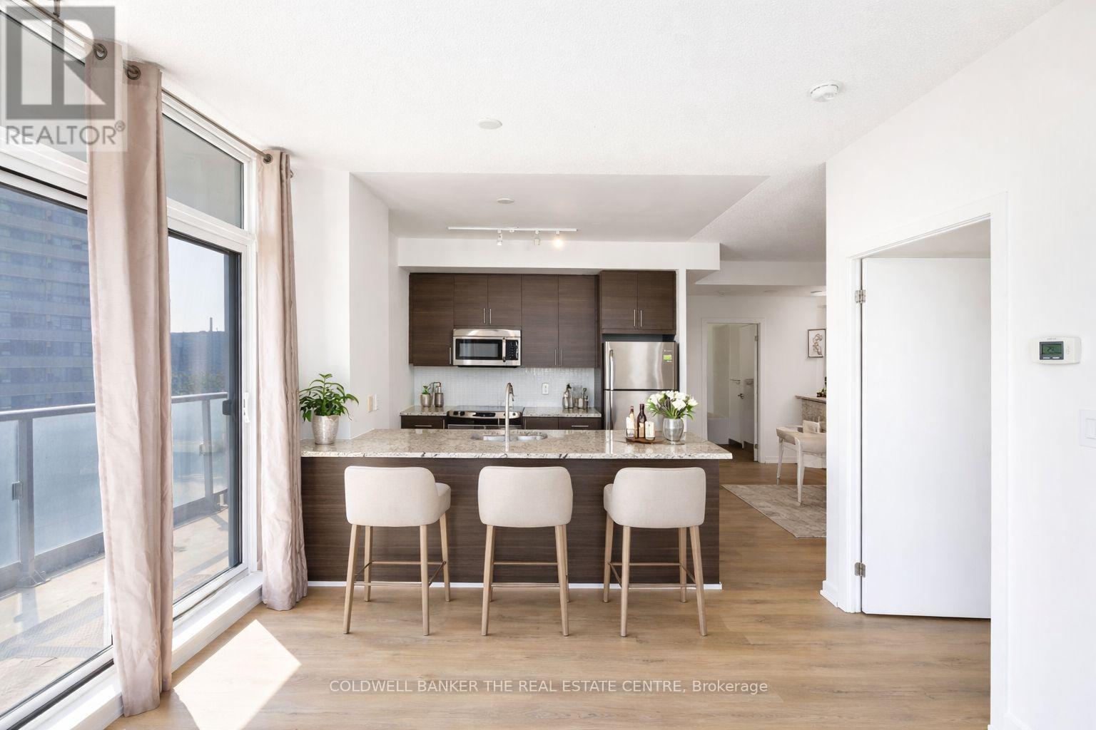 612 - 70 Forest Manor Road, Toronto, Ontario M2J 0A9 - Photo 2 - C12902368