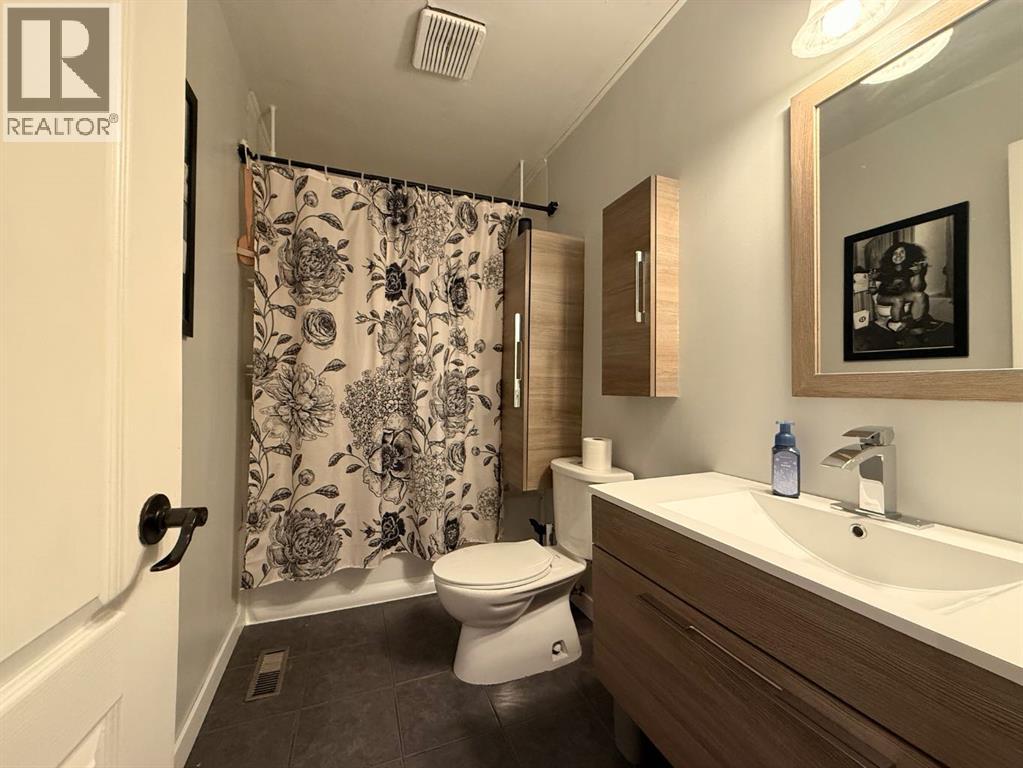 3304 54 Avenue, Lloydminster, Alberta  T9V 1H2 - Photo 14 - A2276986