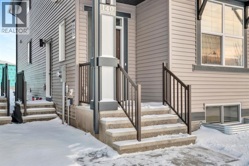 140 Hotchkiss Gate SE, Calgary, Alberta  T3S 0G1 - Photo 2 - A2295013