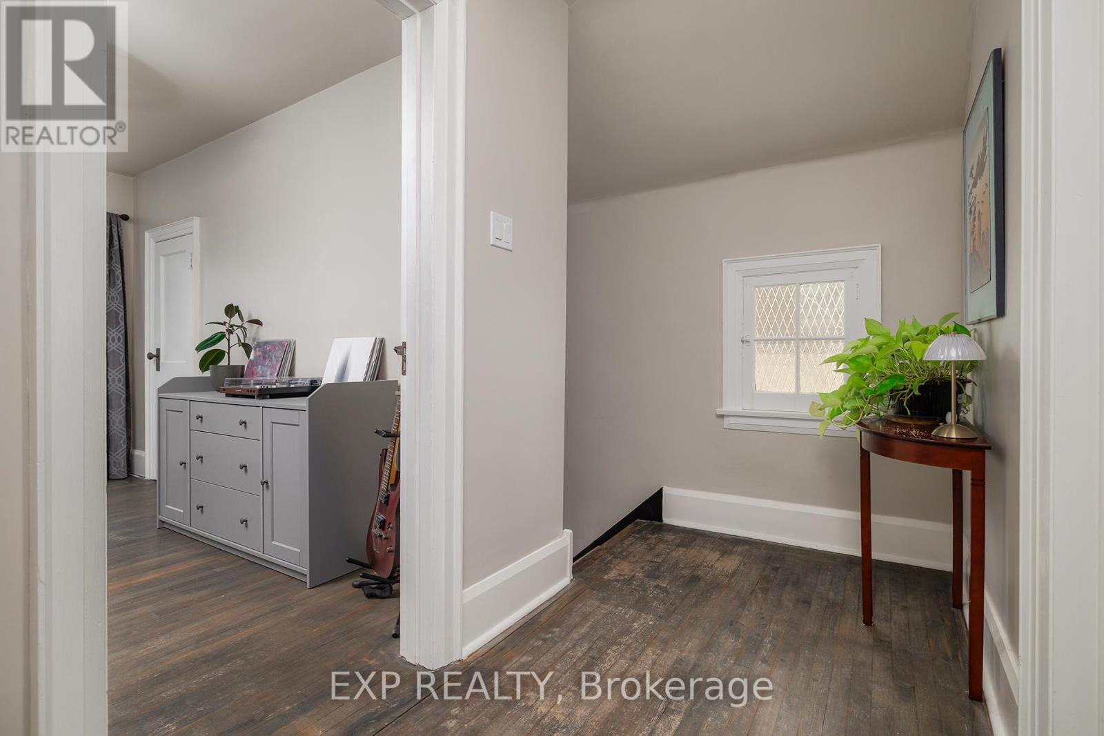 591 11th Avenue, Hanover, Ontario  N4N 2S5 - Photo 18 - X12902340