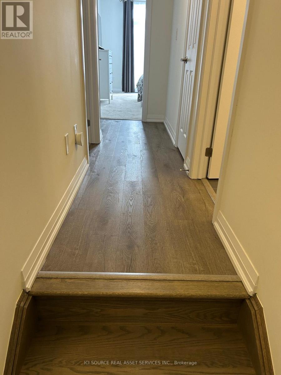 8 Kensington Road, Haldimand, Ontario  N3W 0J9 - Photo 13 - X12902364