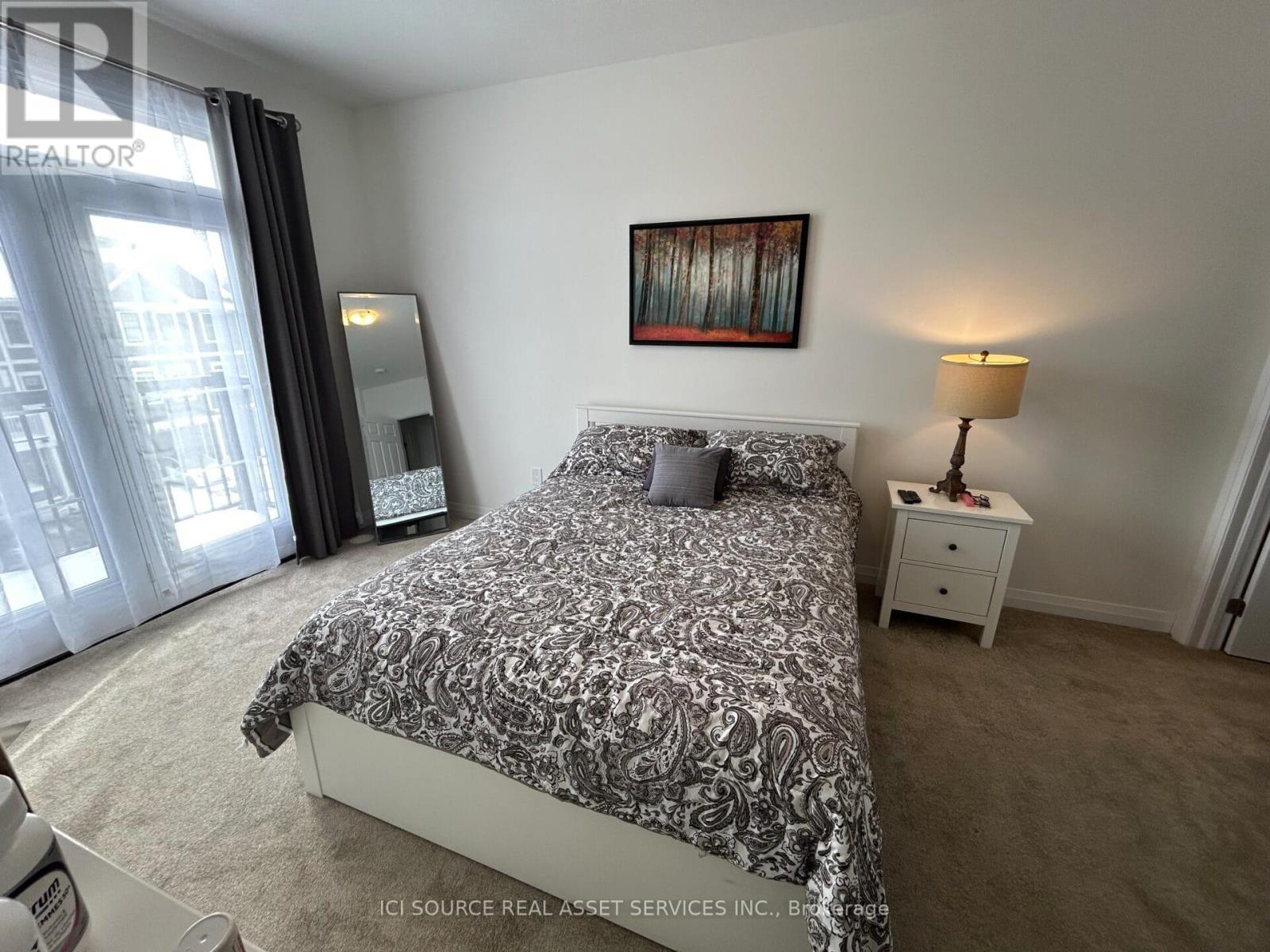 8 Kensington Road, Haldimand, Ontario  N3W 0J9 - Photo 14 - X12902364