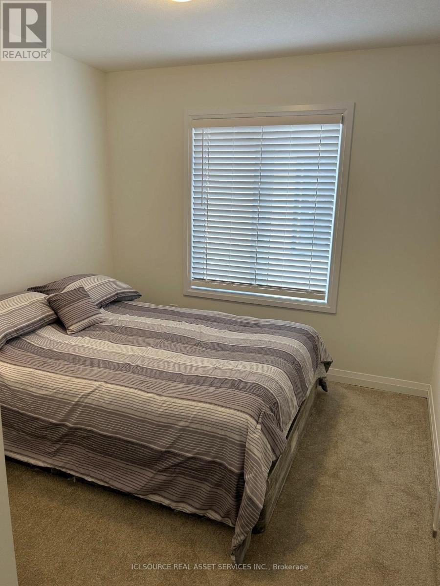 8 Kensington Road, Haldimand, Ontario  N3W 0J9 - Photo 23 - X12902364