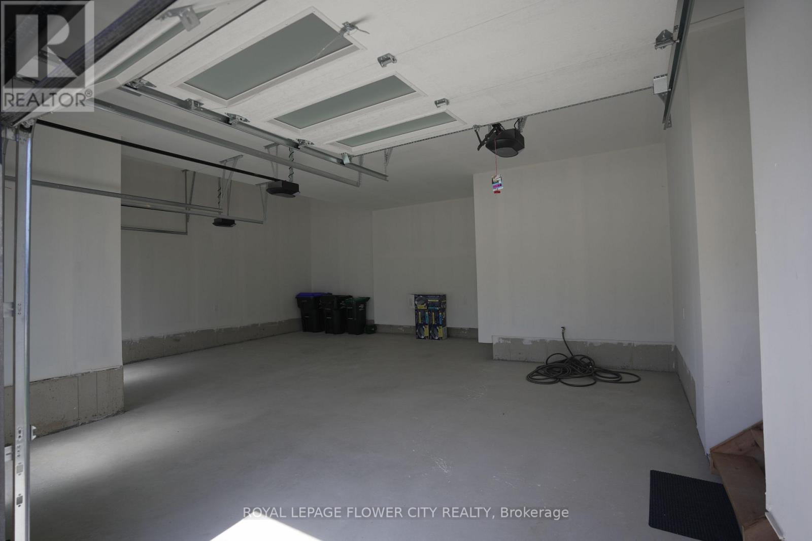 6 Orchid Crescent, Adjala-Tosorontio, Ontario  L0G 1W0 - Photo 3 - N12850194