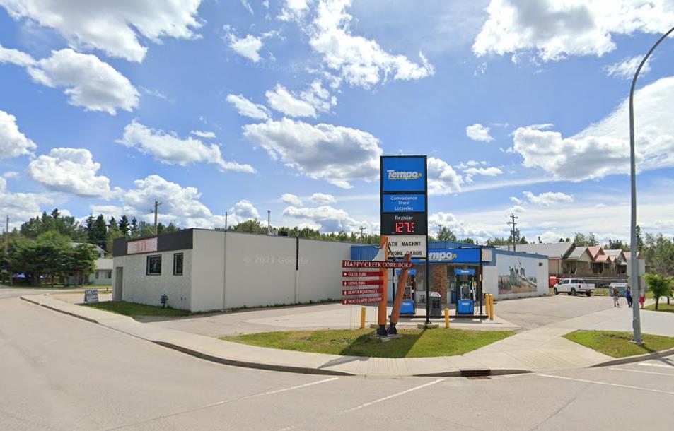 157  Mountain St, Hinton, Alberta