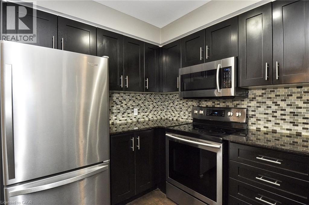 216 Pineland Court, Waterloo, Ontario  N2T 2S3 - Photo 11 - 40813308