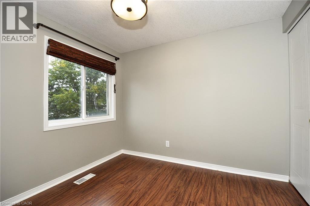 216 Pineland Court, Waterloo, Ontario  N2T 2S3 - Photo 18 - 40813308