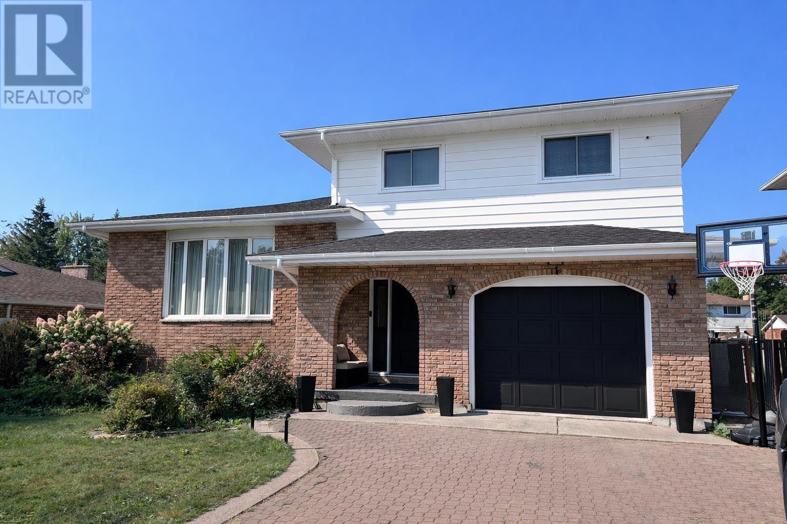 121 Centennial AVE, Sault Ste. Marie, Ontario