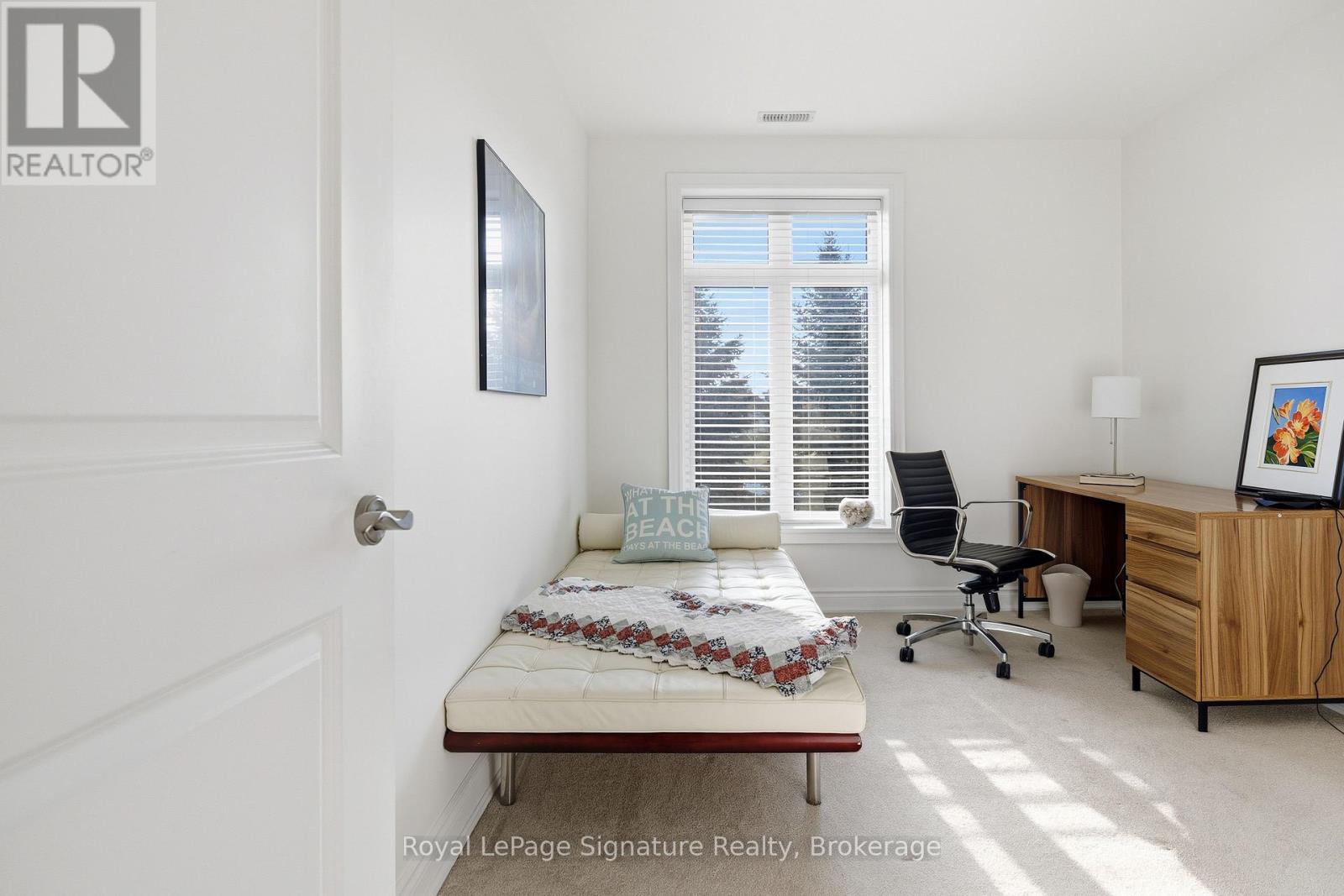 207 - 27 Beaver Street, Blue Mountains, Ontario  N0H 2P0 - Photo 16 - X12902450