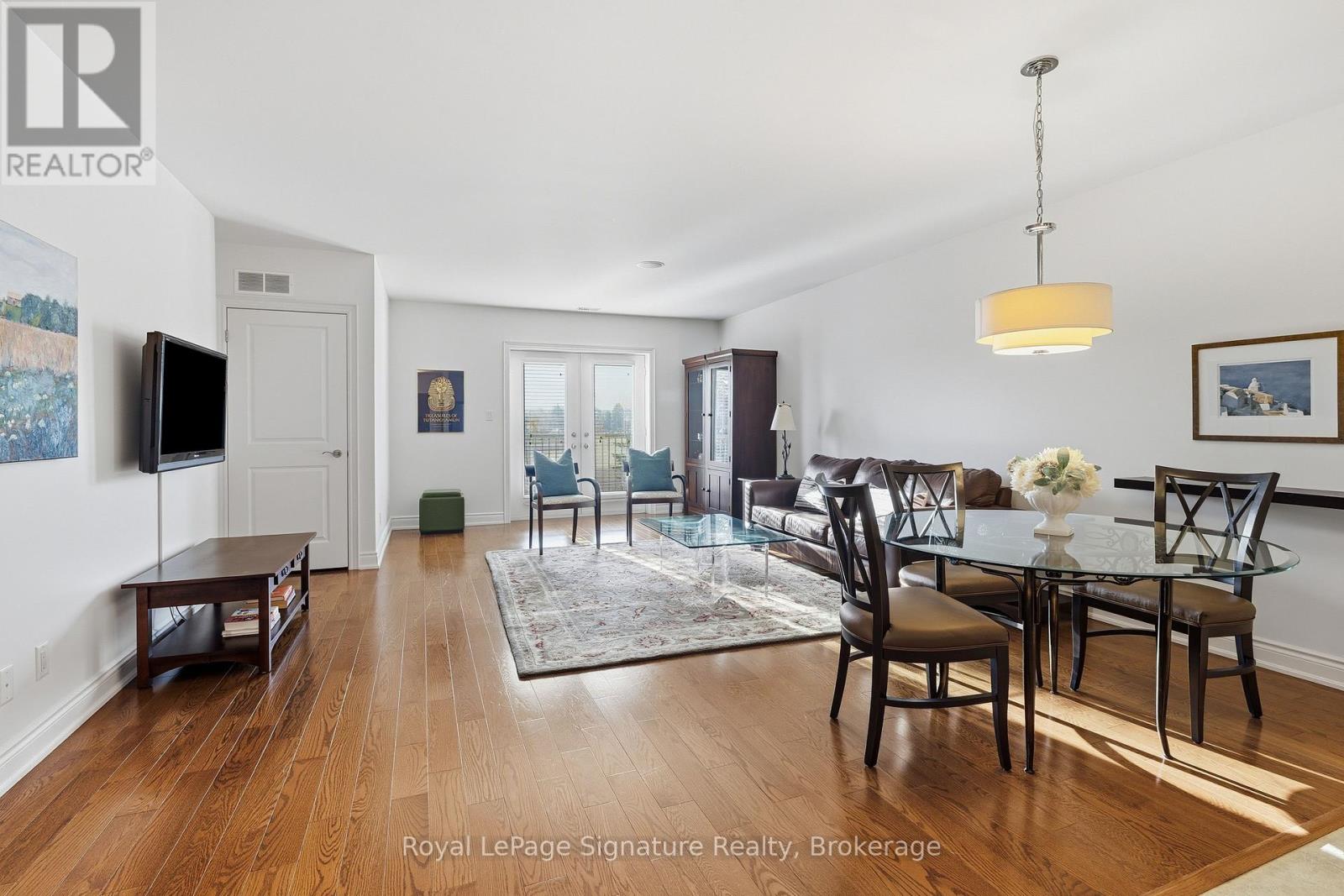 207 - 27 Beaver Street, Blue Mountains, Ontario  N0H 2P0 - Photo 9 - X12902450