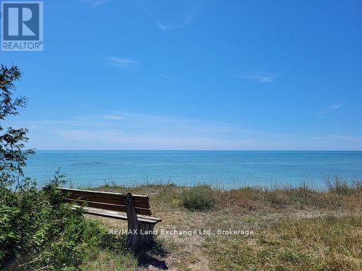 213 Huron Road, Huron-Kinloss, Ontario  N2Z 2X3 - Photo 31 - X12902472