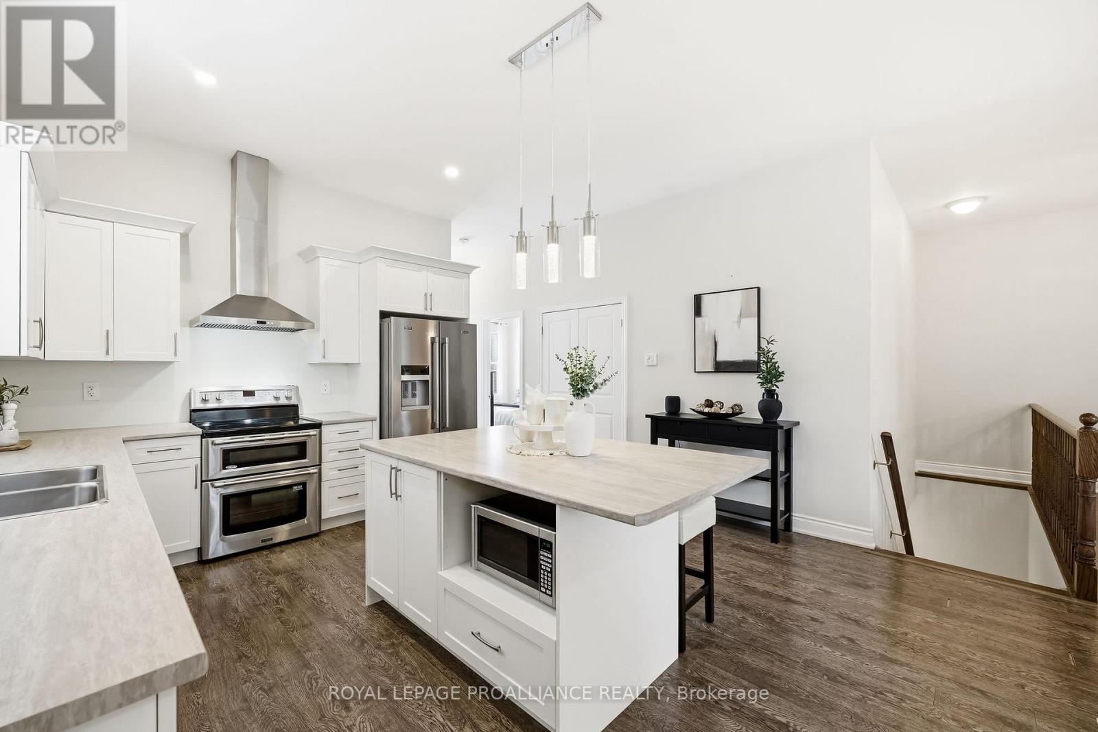 710 Elmer Hutton Street, Cobourg, Ontario  K9A 0K9 - Photo 9 - X12902458