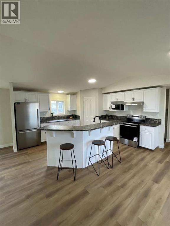 384-410 Conductor Blvd, Coaldale, Alberta  T1M 1P6 - Photo 9 - A2293350