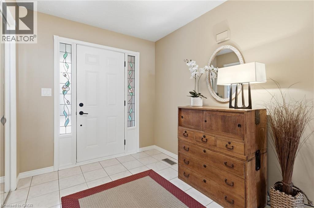 1205 Lamb's Court Unit# 19, Burlington, Ontario  L7S 2G6 - Photo 6 - 40810034