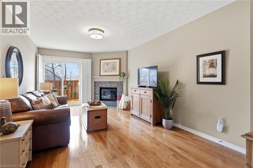 1205 Lamb's Court Unit# 19, Burlington, Ontario  L7S 2G6 - Photo 8 - 40810034