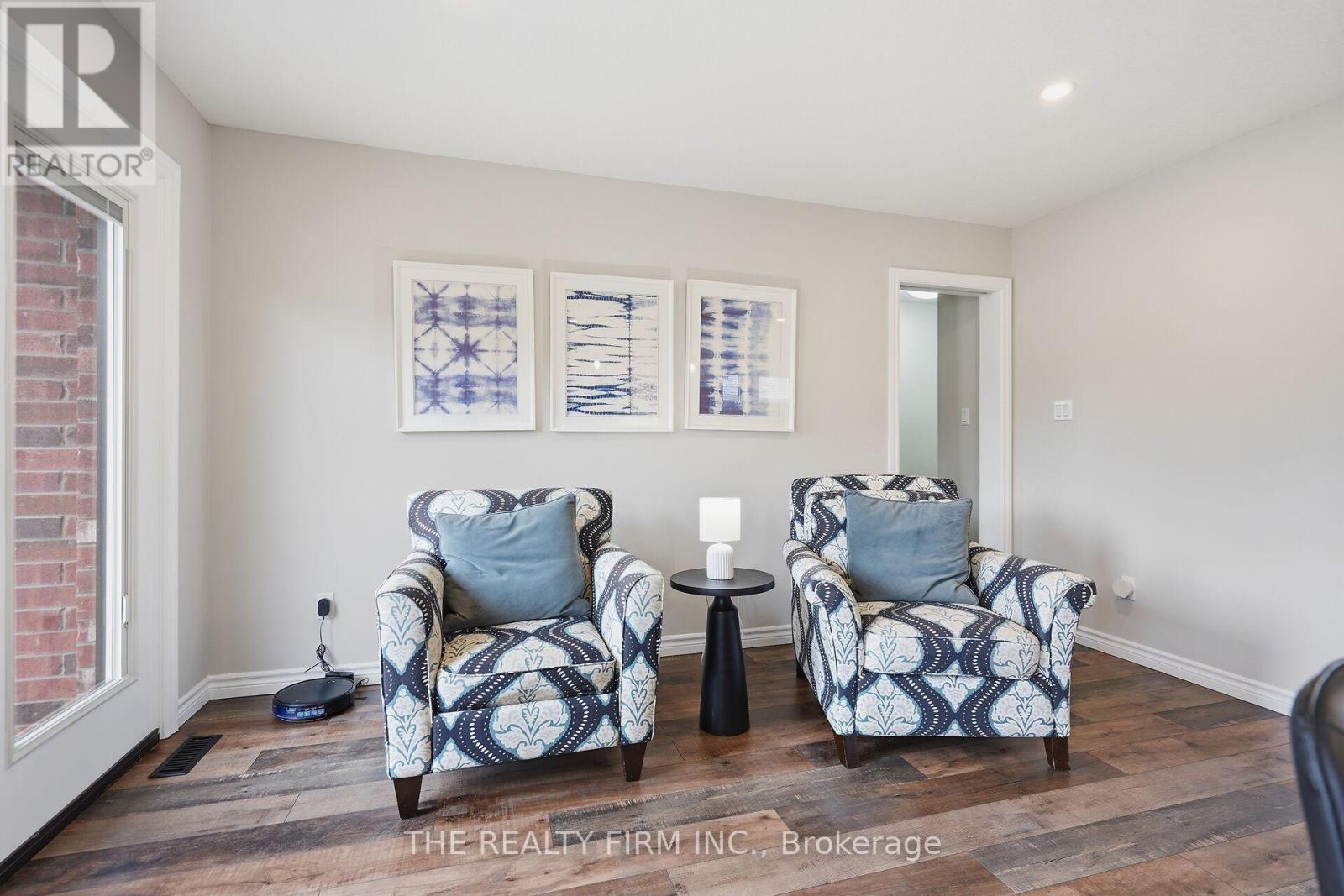 15 Glenwood Street, St. Thomas, Ontario  N5R 0G9 - Photo 15 - X12902416